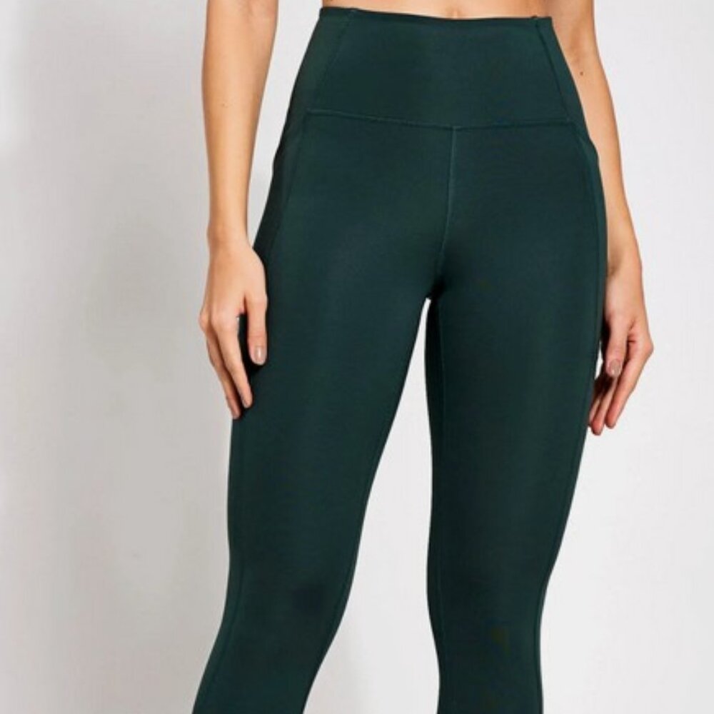 Girlfriend Collective 7/8 High Waisted Compressive Legging Moss size L